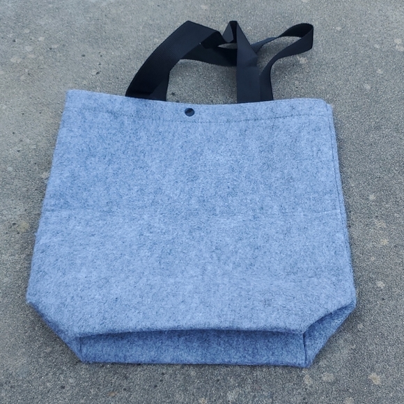 Pop-in@Nordstrum x Vans Wool Tote Bag - Picture 2 of 3